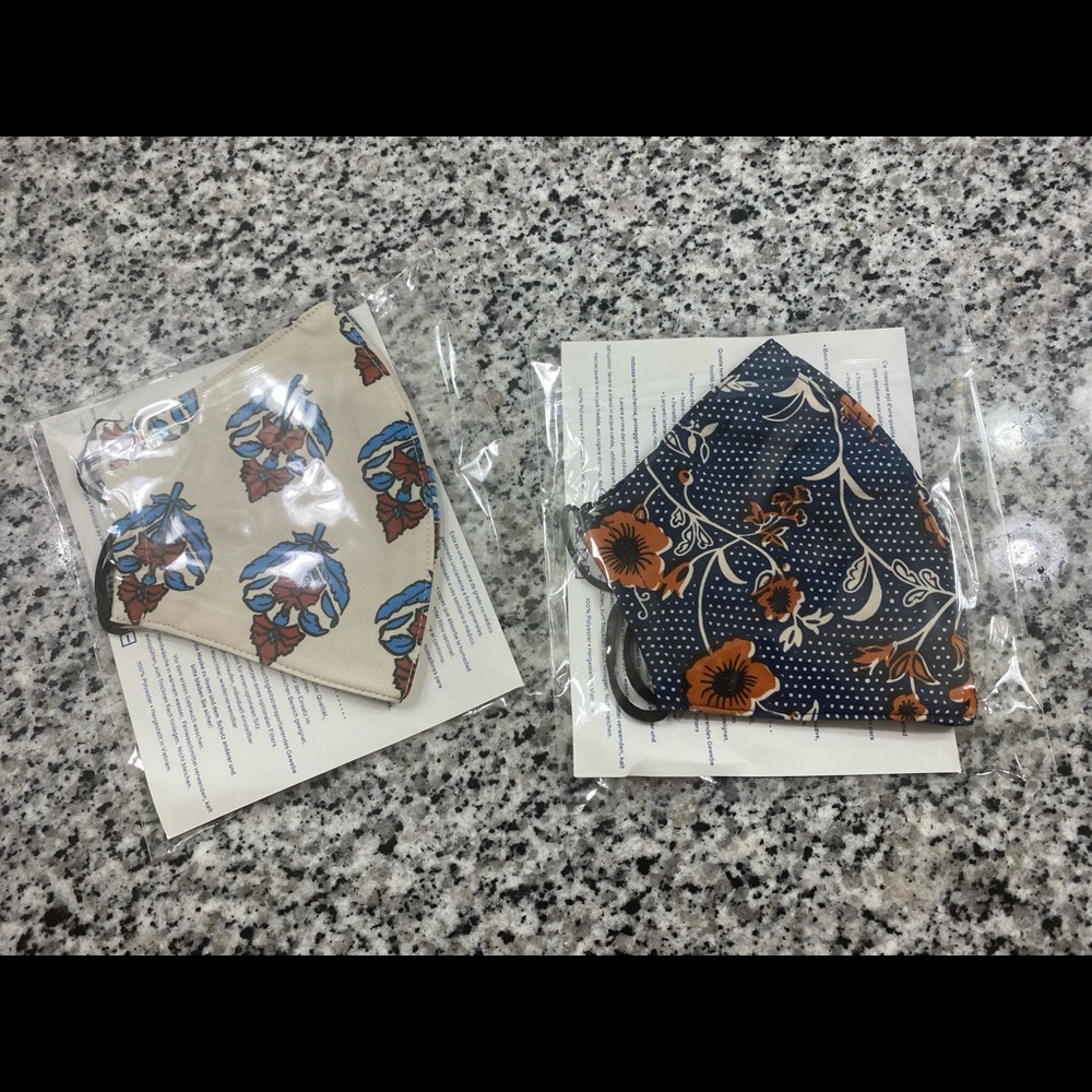 Tory Burch Face Masks (2)